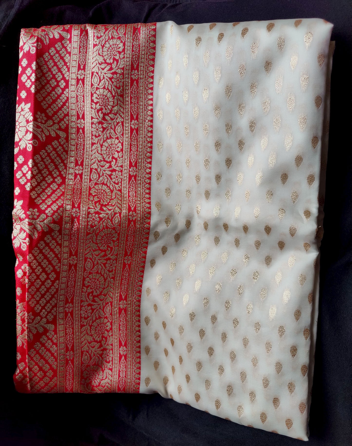 Saatvik Pooja Saree